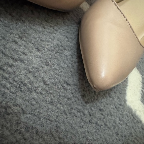 Nine West Tan Heels - Picture 3 of 5